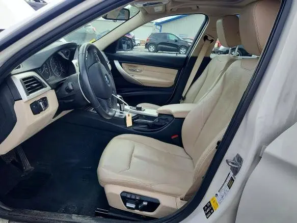 2017 BMW 320 XI  