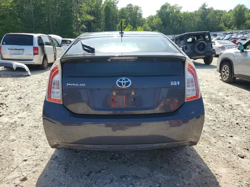 2015 TOYOTA PRIUS THREE  