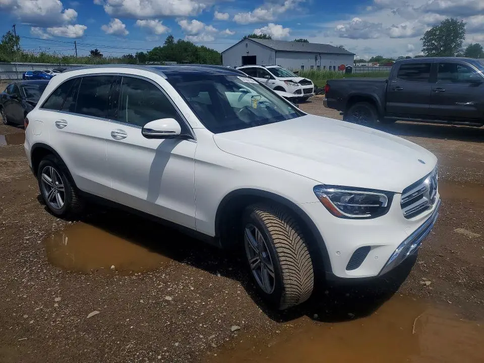 2021 MERCEDES-BENZ GLC 300 4MATIC  