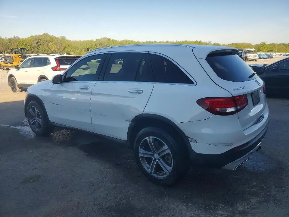2017 MERCEDES-BENZ GLC 300  