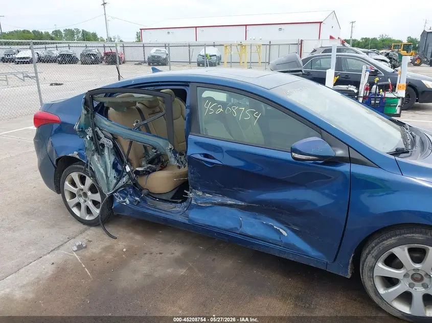 2013 HYUNDAI ELANTRA LIMITED