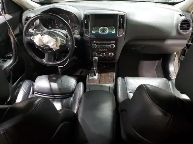 2010 NISSAN MAXIMA S  