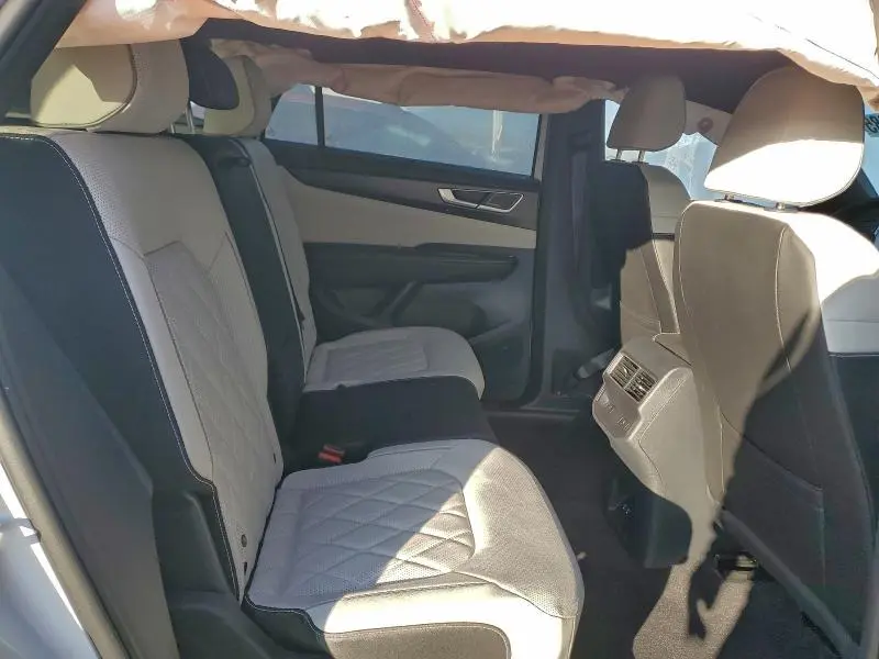 2025 VOLKSWAGEN ATLAS CROSS SPORT SEL PREMIUM R-LINE  