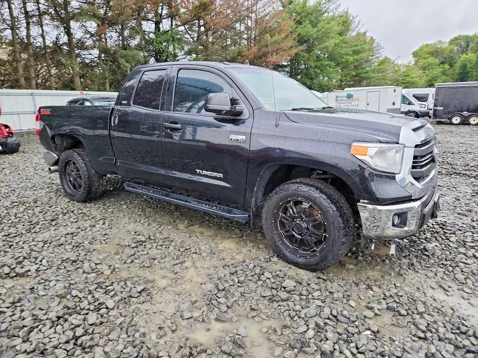 2014 TOYOTA TUNDRA SR5  