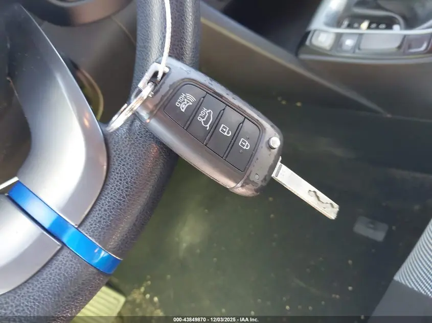 2019 HYUNDAI VELOSTER 2.0