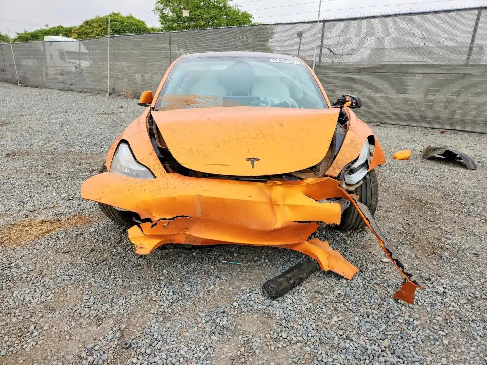 2018 TESLA MODEL 3   