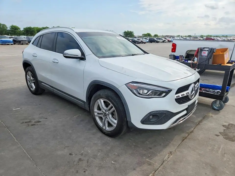 2021 MERCEDES-BENZ GLA 250  