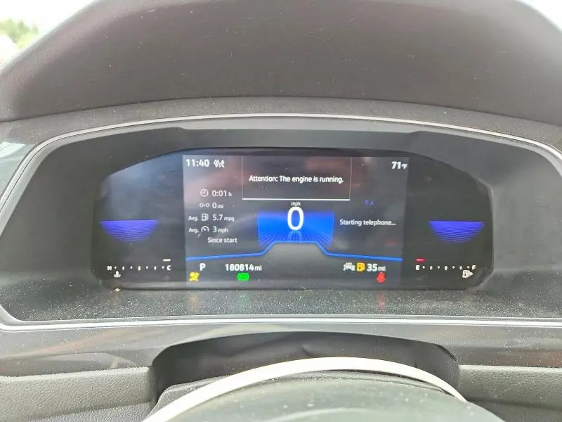 2022 VOLKSWAGEN TIGUAN S  