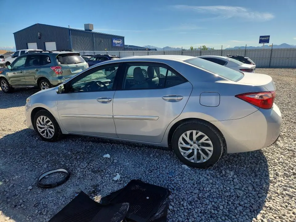 2017 TOYOTA COROLLA LE  
