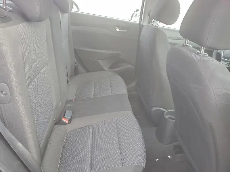 2022 HYUNDAI ACCENT SE  