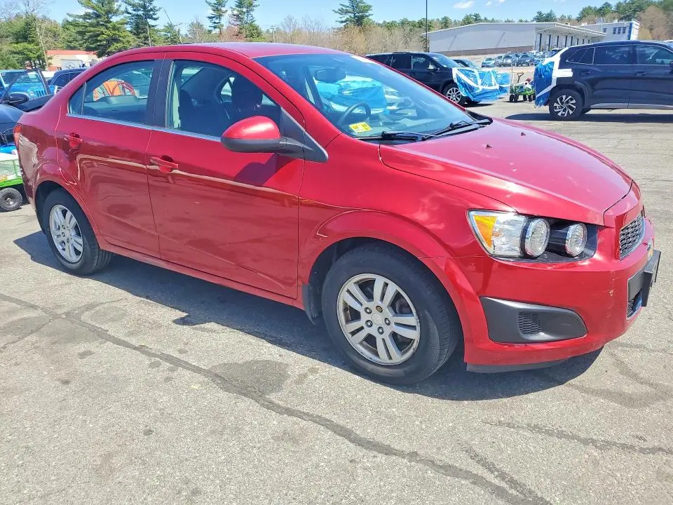 2015 CHEVROLET SONIC LT  