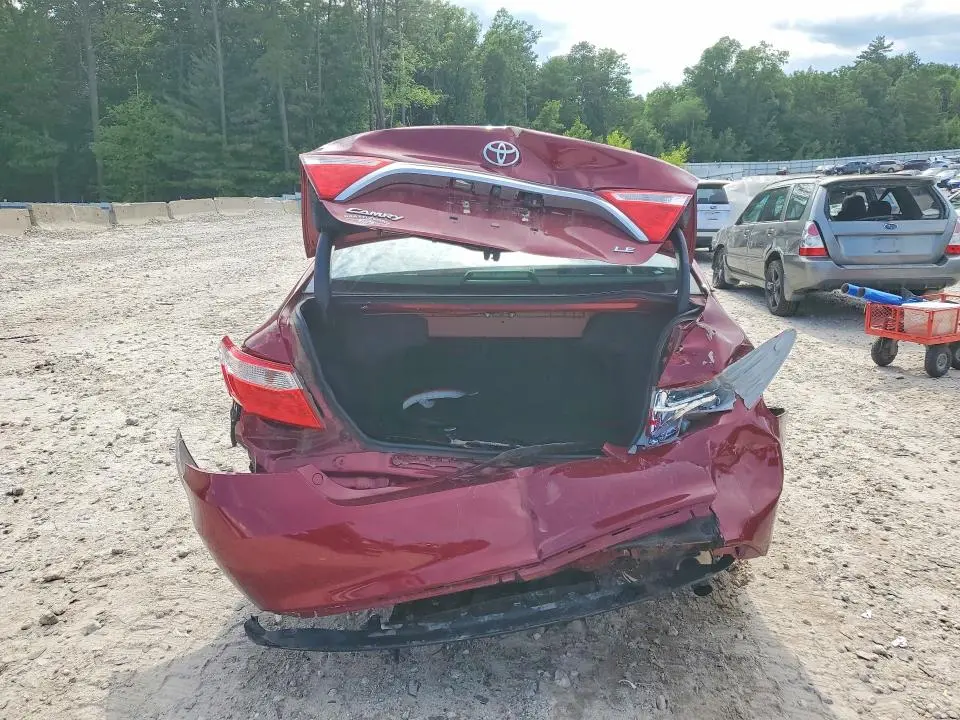 2016 TOYOTA CAMRY LE  