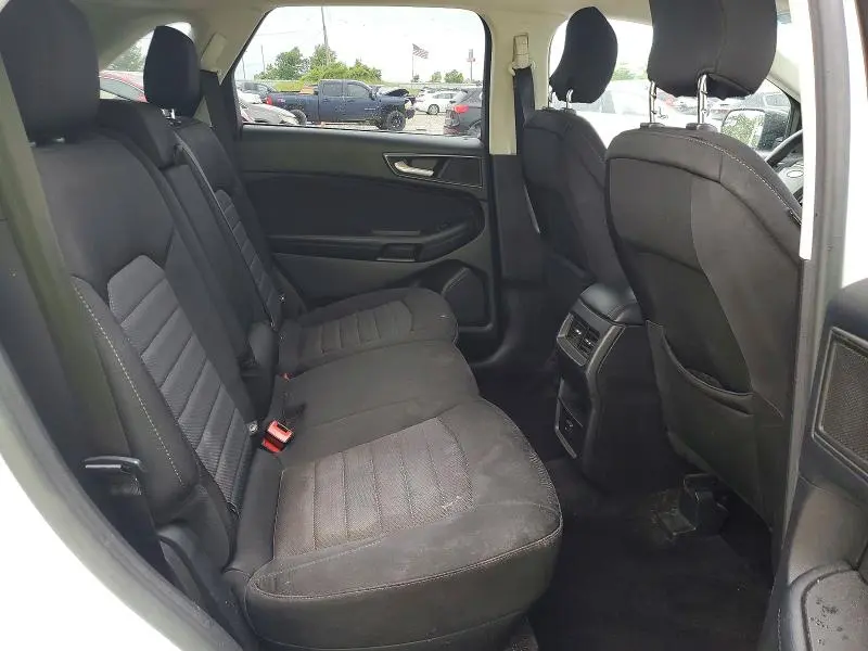 2015 FORD EDGE SE  