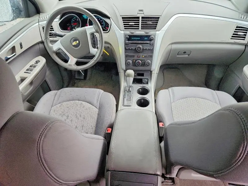 2012 CHEVROLET TRAVERSE LS  