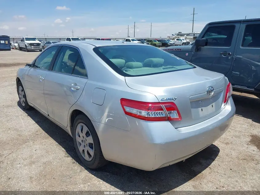 2010 TOYOTA CAMRY LE