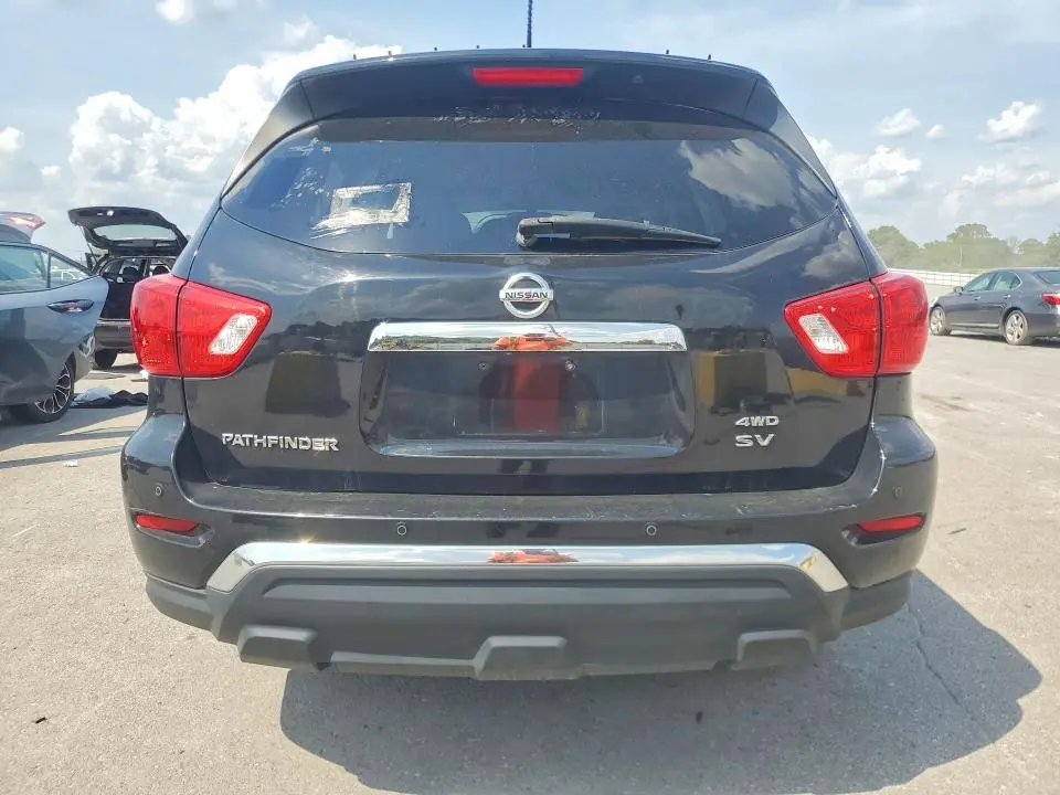 2018 NISSAN PATHFINDER SV  