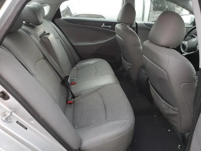 2012 HYUNDAI SONATA SE  