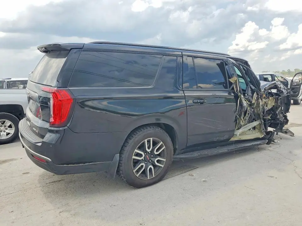 2021 GMC YUKON XL K1500 AT4  