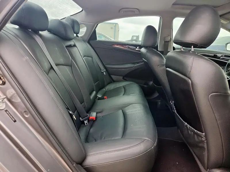2011 HYUNDAI SONATA SE  