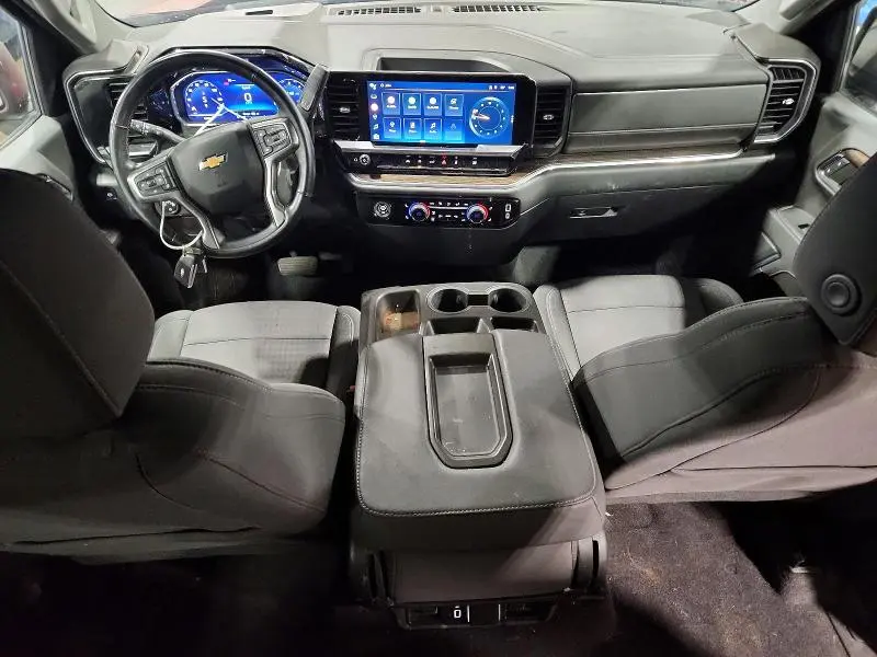 2023 CHEVROLET SILVERADO K1500 LT  