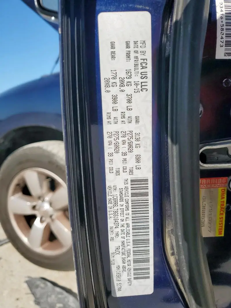 2016 RAM 1500 SLT  