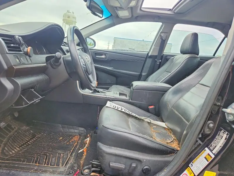 2017 TOYOTA CAMRY XLE  