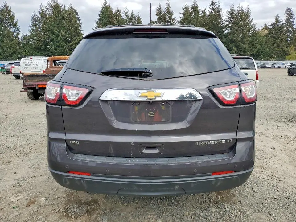 2016 CHEVROLET TRAVERSE LT  
