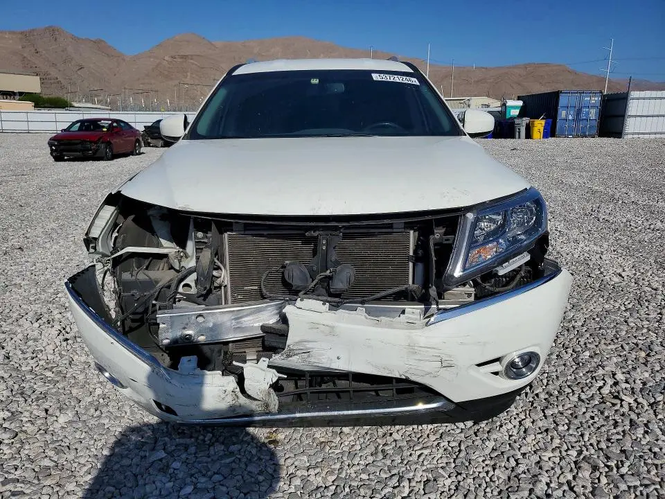 2016 NISSAN PATHFINDER SV  