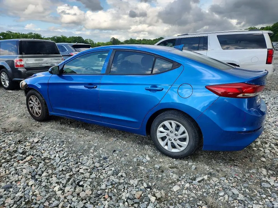 2017 HYUNDAI ELANTRA SE  