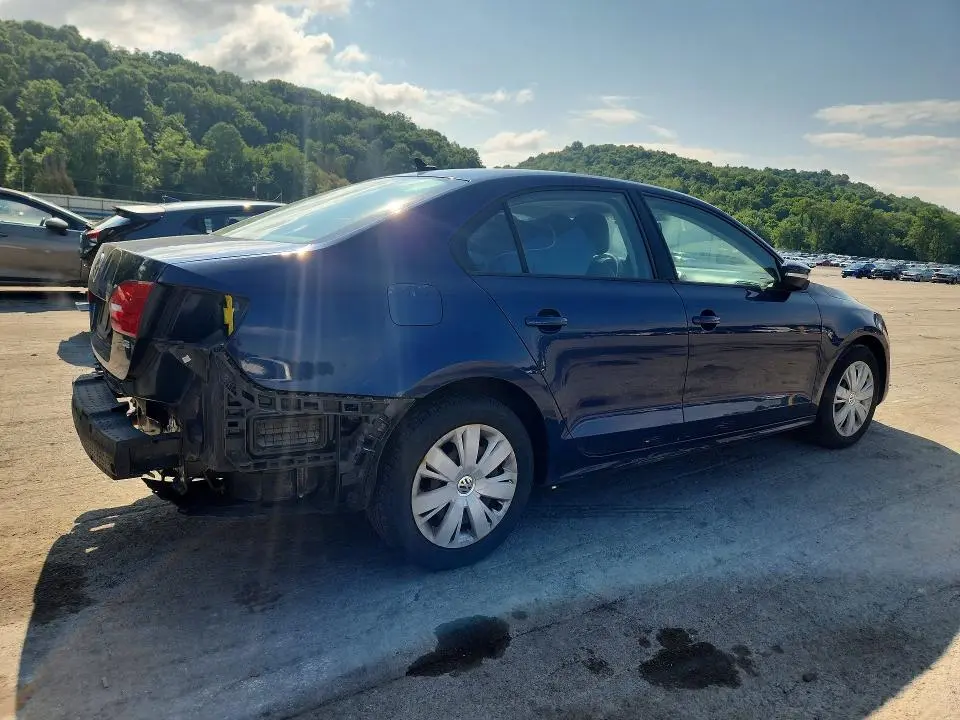 2014 VOLKSWAGEN JETTA SE  