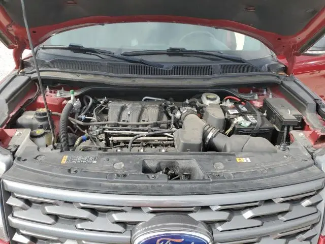 2019 FORD EXPLORER XLT  