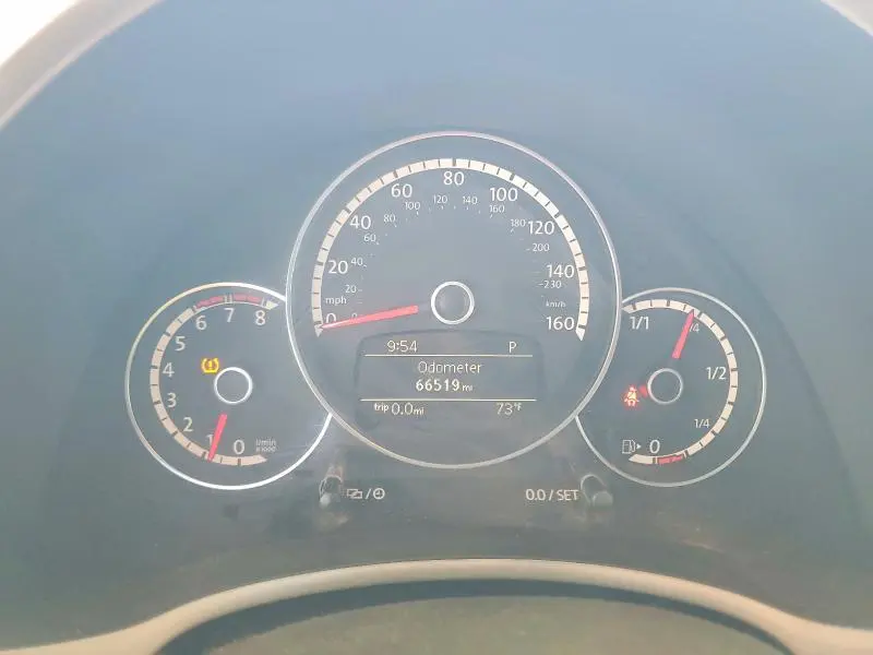 2015 VOLKSWAGEN BEETLE 1.8T  