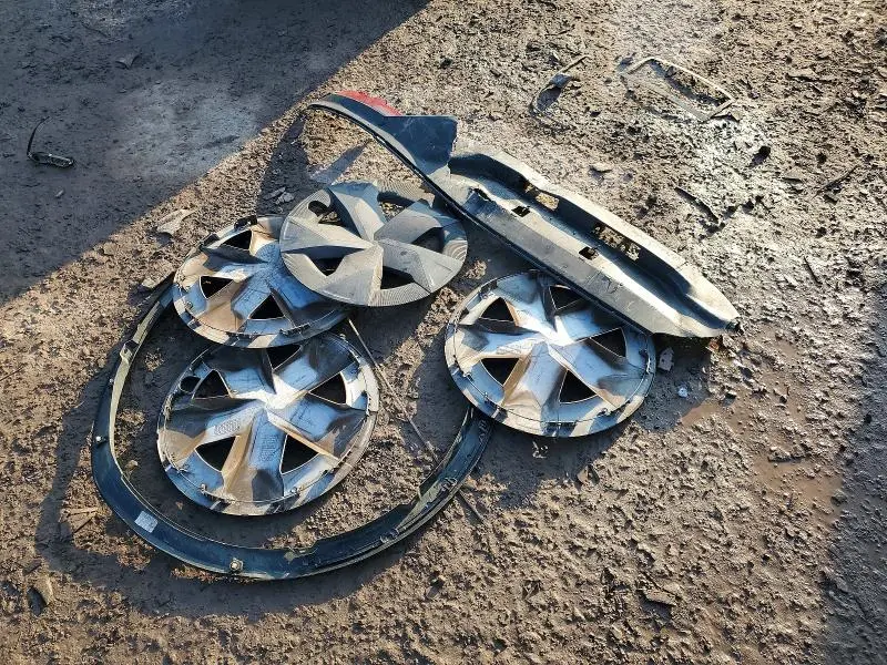 2023 TOYOTA PRIUS LE  