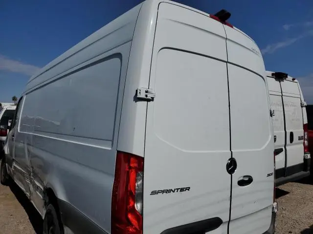 2022 MERCEDES-BENZ SPRINTER 2500  