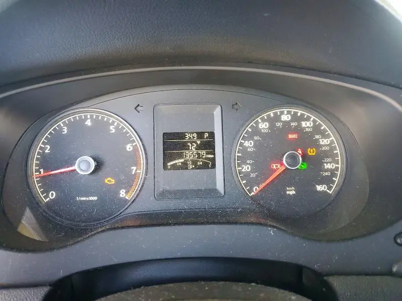 2011 VOLKSWAGEN JETTA BASE  