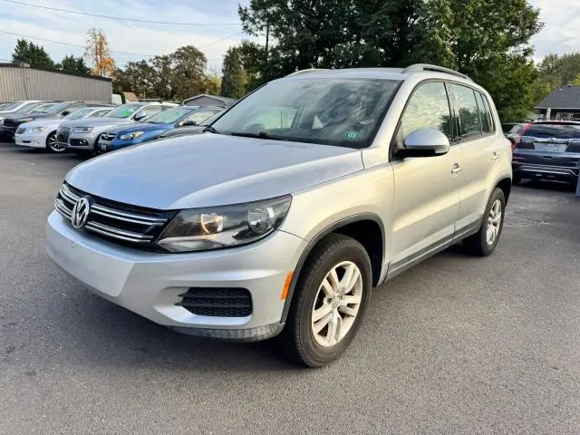 2016 VOLKSWAGEN TIGUAN S  