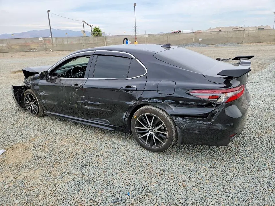 2023 TOYOTA CAMRY SE  
