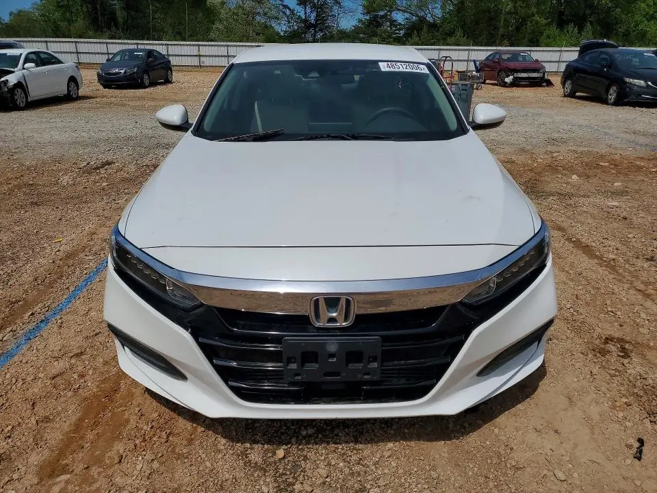 2018 HONDA ACCORD LX  