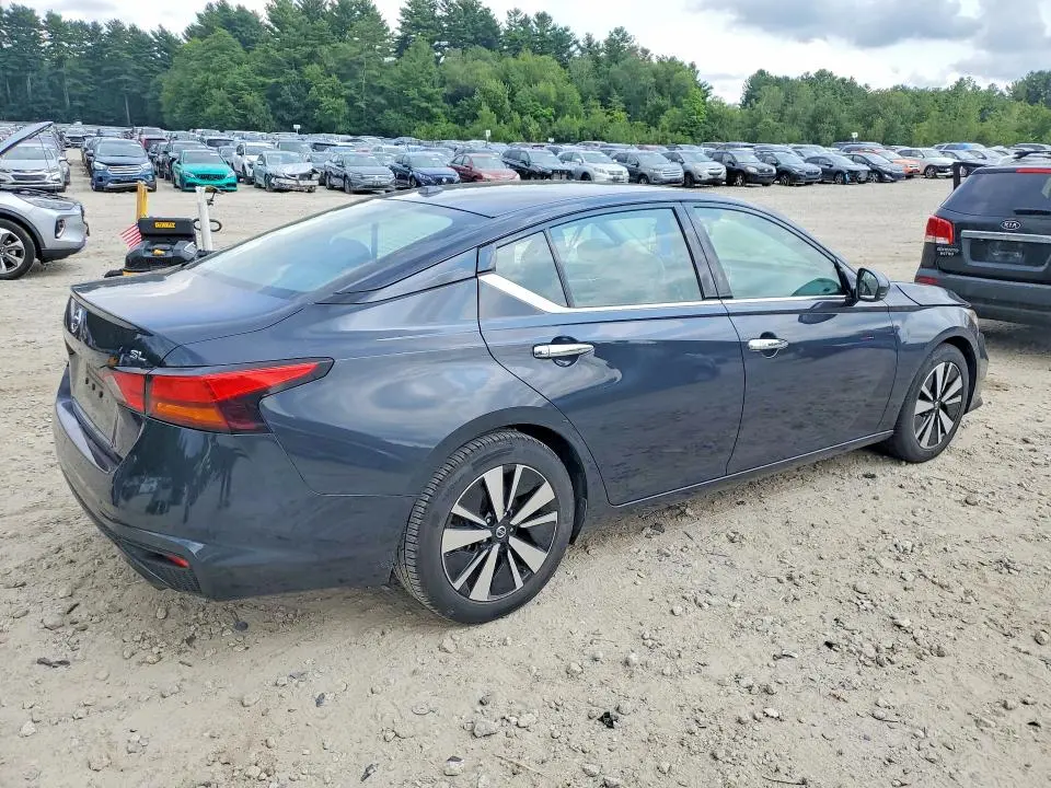 2019 NISSAN ALTIMA SL  