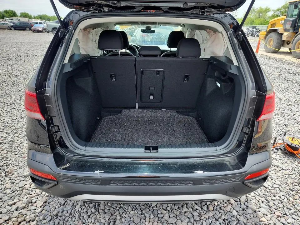 2024 VOLKSWAGEN TAOS S  