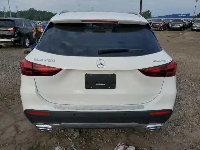 2025 MERCEDES-BENZ GLA 250 4MATIC  