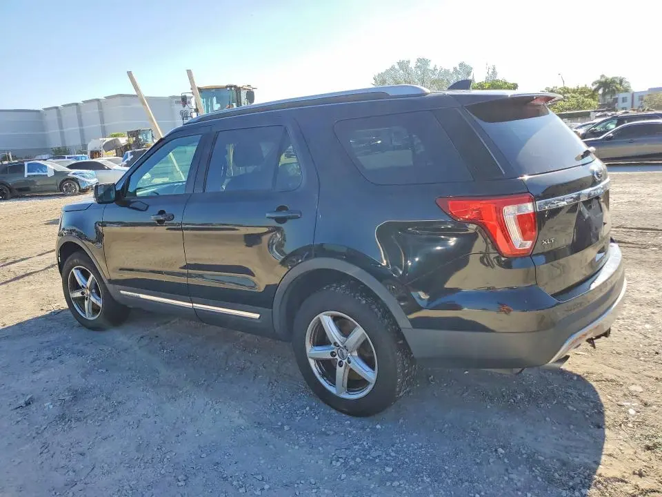 2016 FORD EXPLORER XLT  
