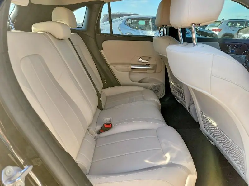 2022 MERCEDES-BENZ GLA 250 4MATIC  