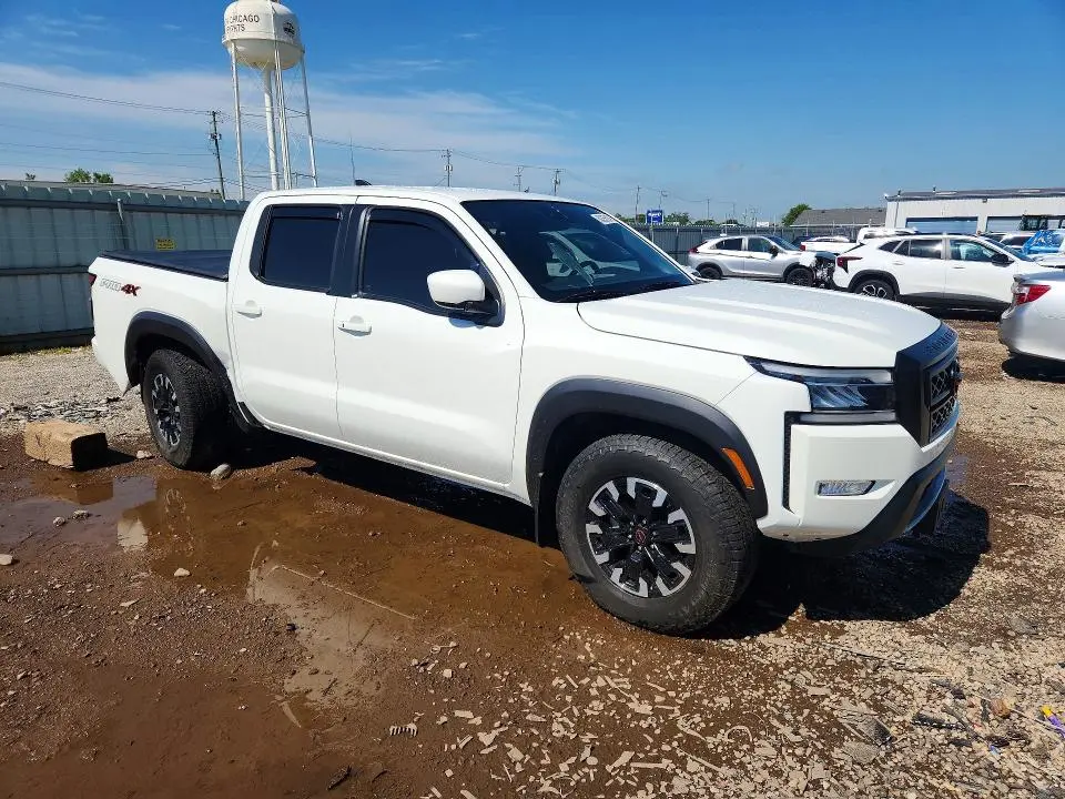 2024 NISSAN FRONTIER PRO-4X  