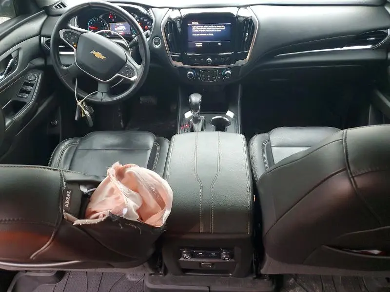 2021 CHEVROLET TRAVERSE LT  