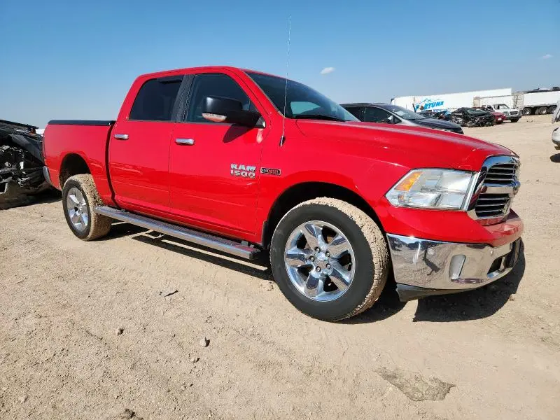 2015 RAM 1500 SLT  