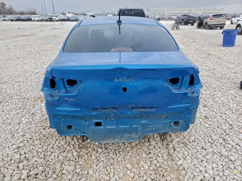 2023 KIA RIO LX  