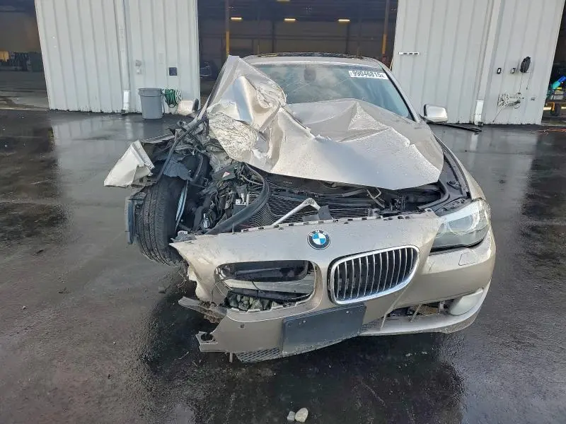 2012 BMW 528 XI  