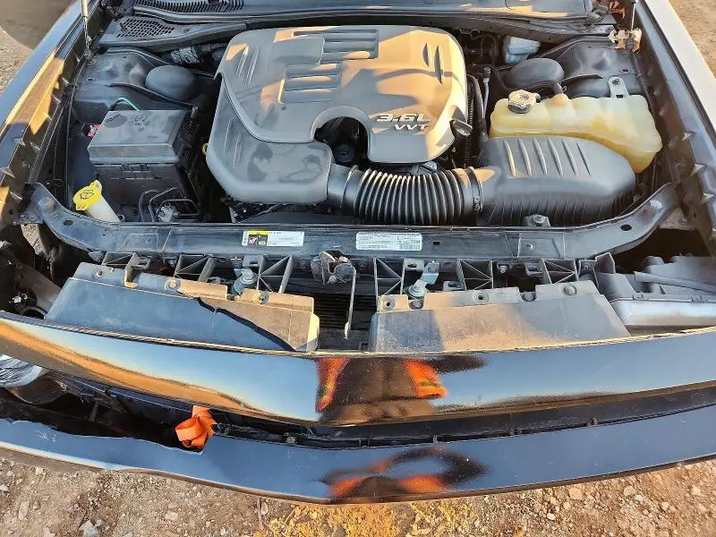 2013 DODGE CHALLENGER SXT  