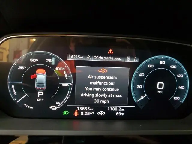 2024 AUDI Q8 E-TRON SPORTBACK PREMIUM PLUS  